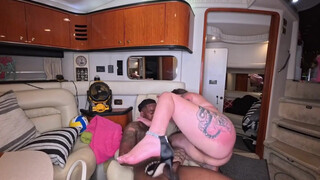 Richh Des Wild BBC Session in the Camper RV